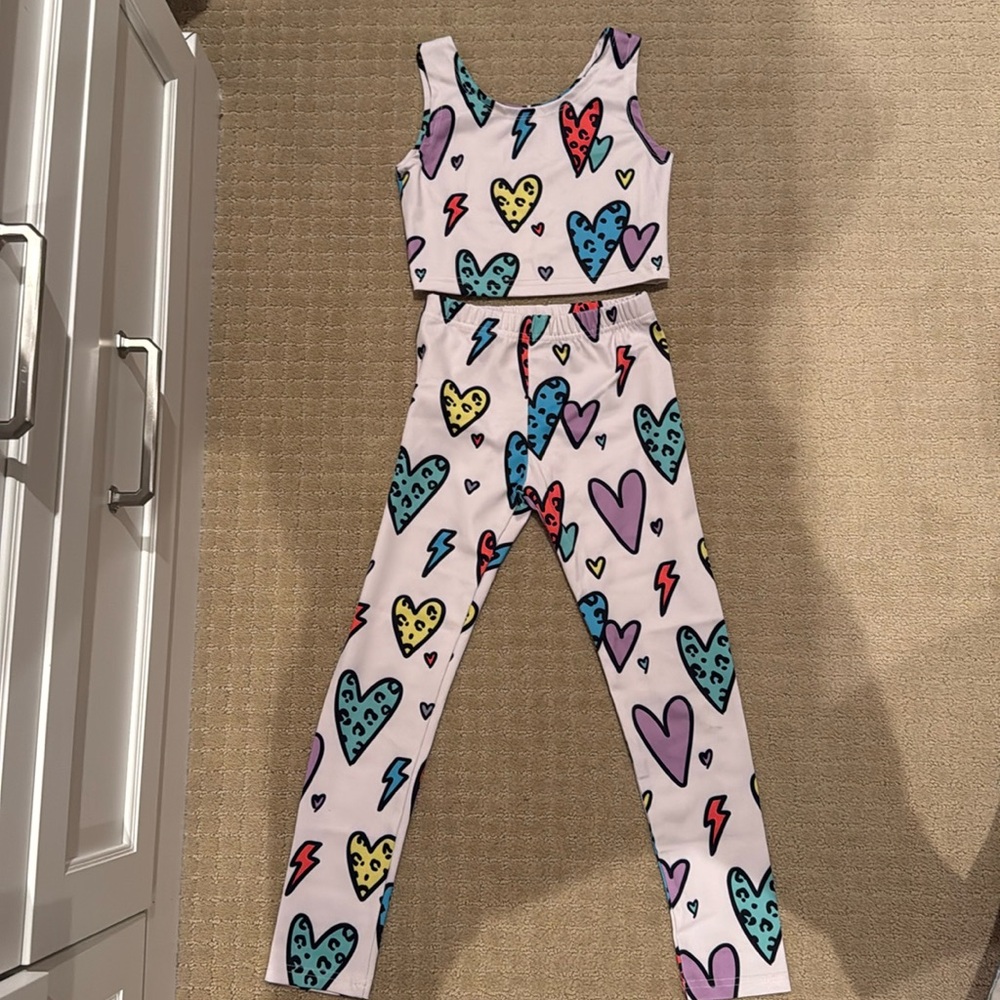 Lola + the Boys size 6 tank and pants set